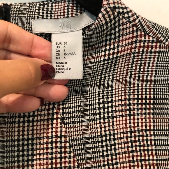 H&M Dress - Picture 3 of 6